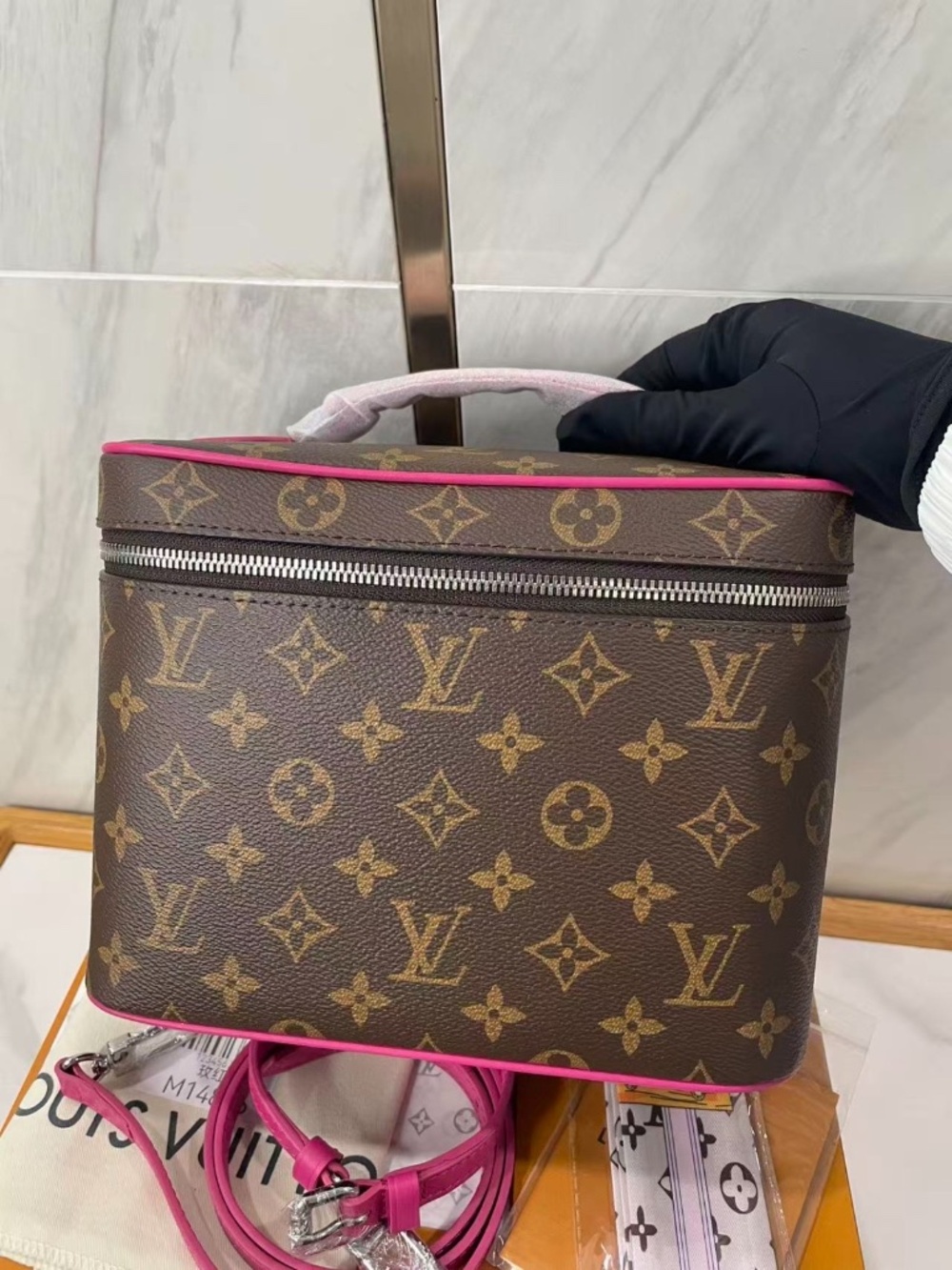 Louis Vuitton nice mini